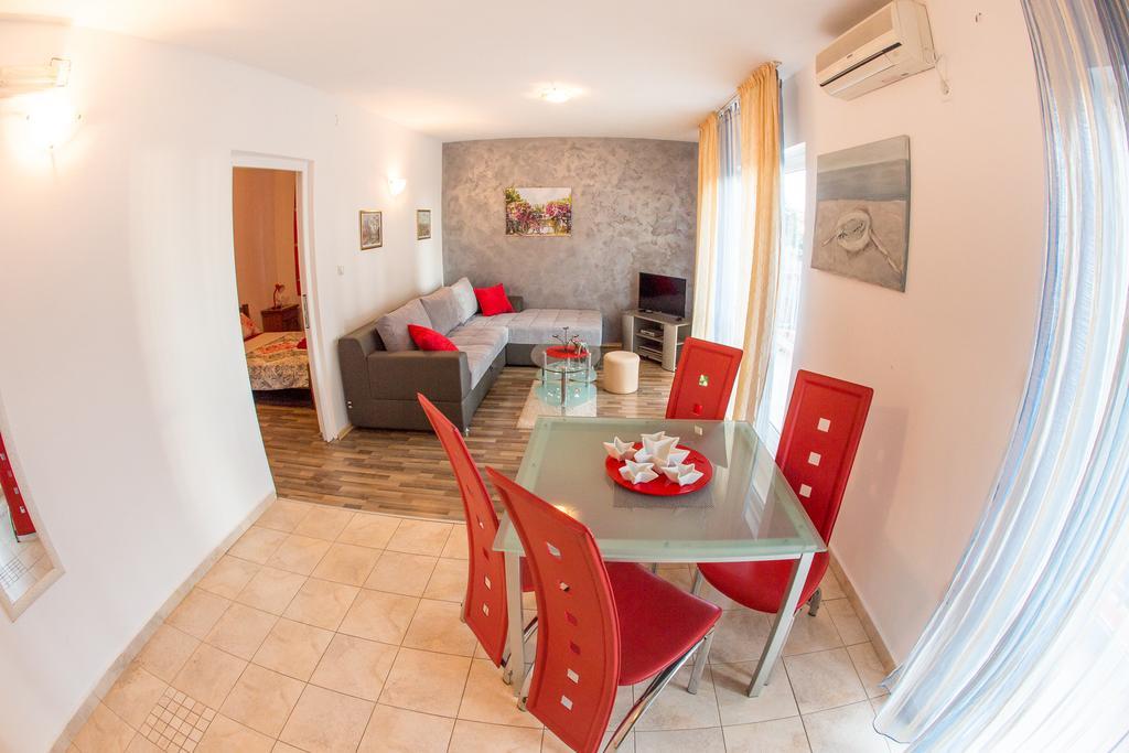 Villa Nadezda Petrovac Extérieur photo